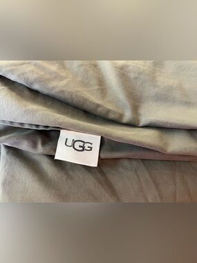UGG Twin XL TOP sheet DORM
